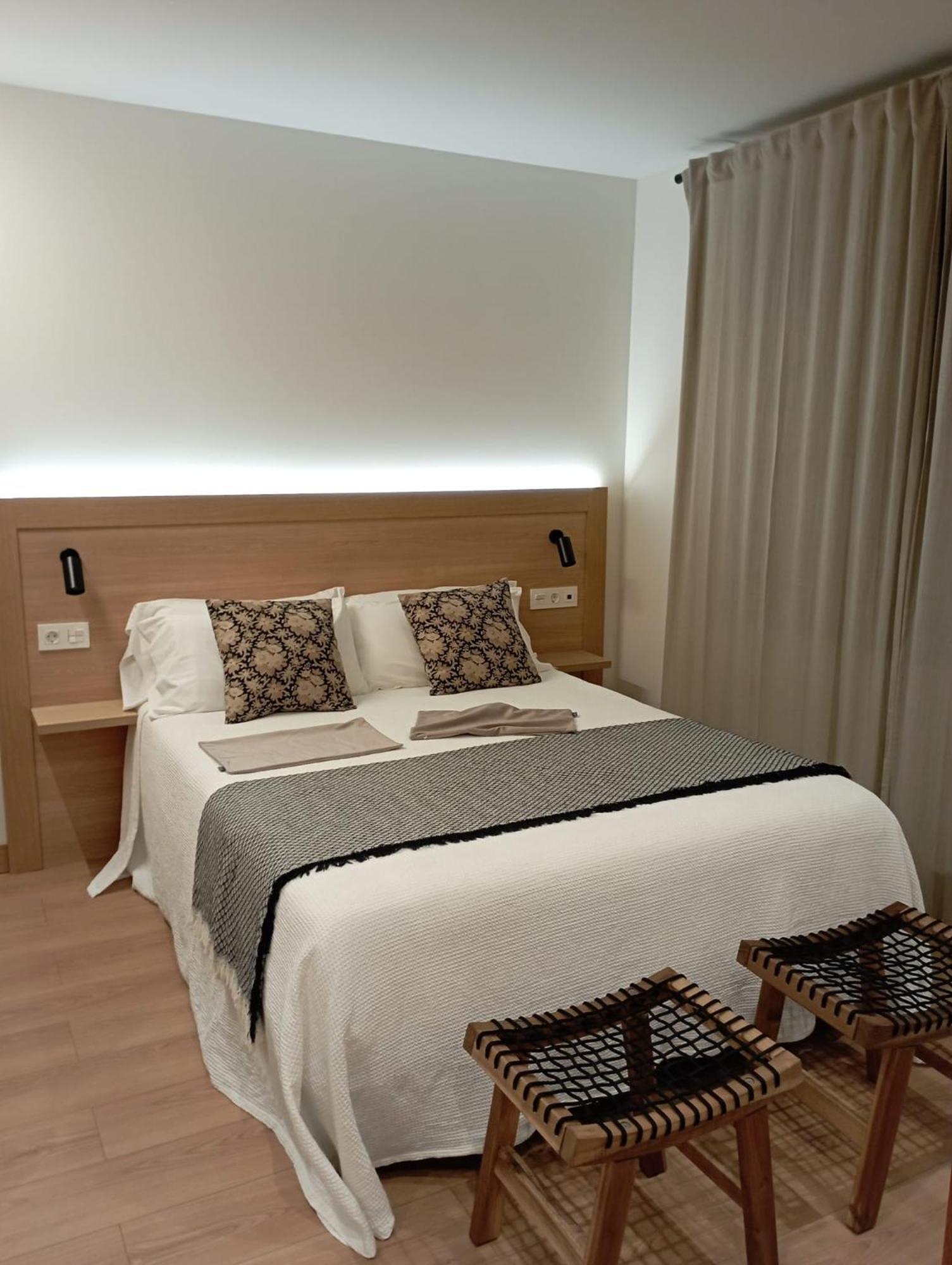 Apartamentos Vior Y Valdes 库迪列罗 外观 照片